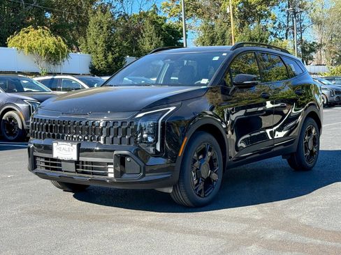 New 2026 Kia Sportage X-Line w/ X-Line Premium Package image 3