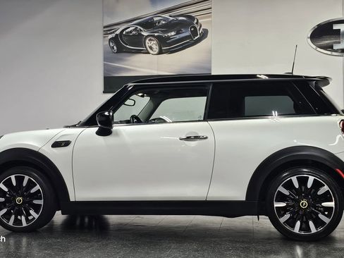 Used 2024 MINI Cooper SE FWD image 26