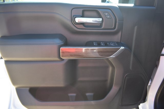 Used 2022 Chevrolet Silverado 3500 LT w/ Convenience Package AWD/4WD image 12
