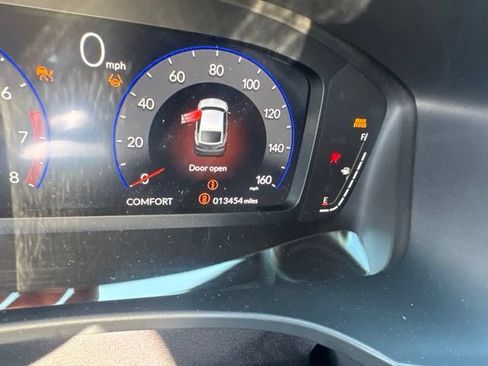 Used 2025 Acura Integra A-Spec w/ Technology Package FWD image 11