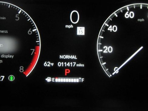 Certified 2025 Honda HR-V LX image 2