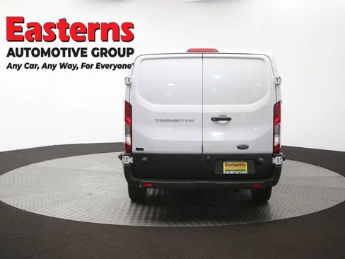 Used 2018 Ford Transit 250 148 Low Roof RWD image 35