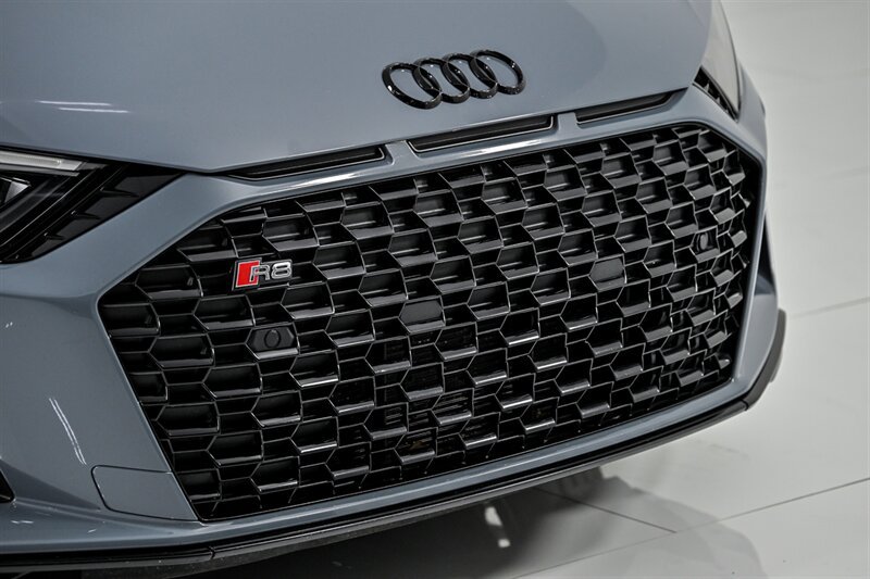 Used 2020 Audi R8 V10 w/ Carbon Interior Package AWD/4WD image 5