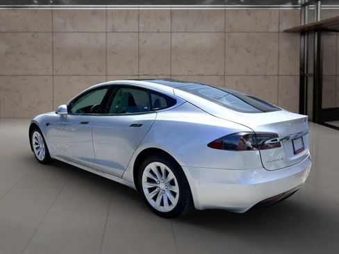 Used 2018 Tesla Model S 75D AWD/4WD image 5
