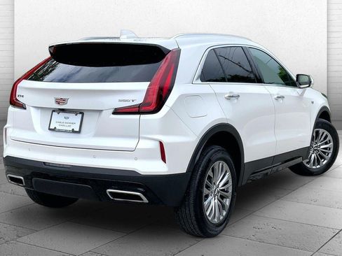 Used 2025 Cadillac XT4 Premium Luxury FWD image 14