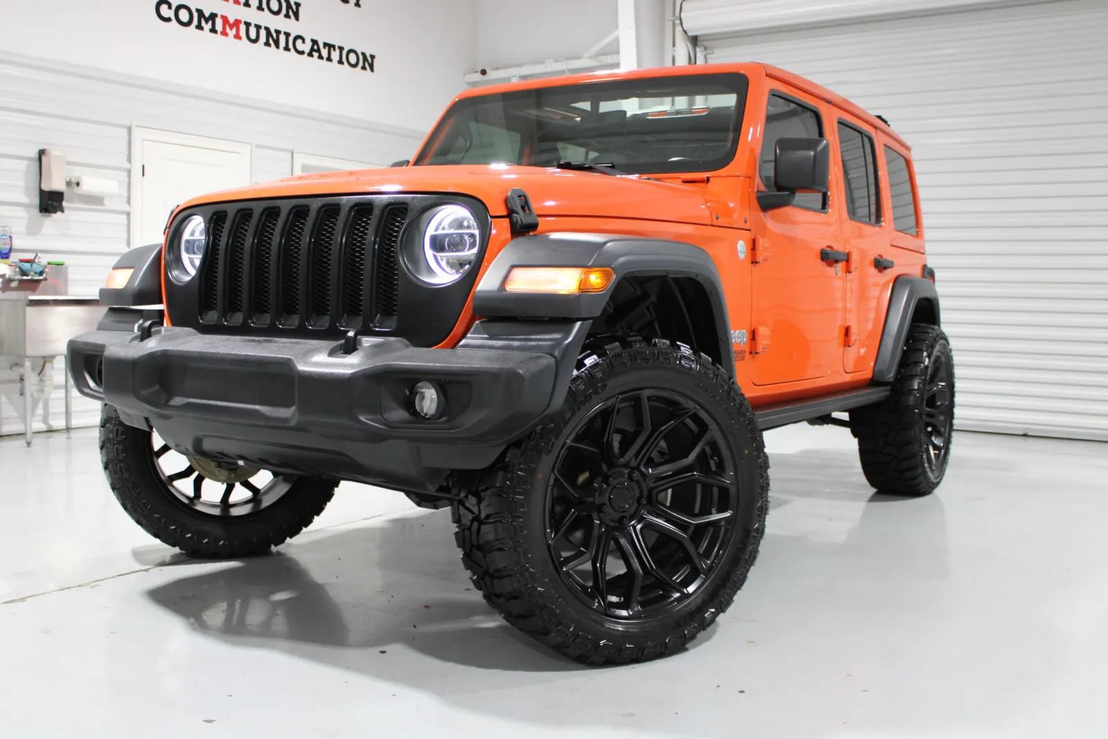 Used 2020 Jeep Wrangler Unlimited Sport S w/ Sun And Sound Package AWD/4WD image 1