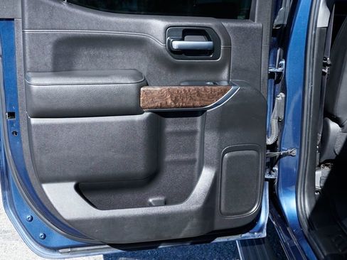 Used 2019 GMC Sierra 1500 Denali w/ Denali Ultimate Package image 39