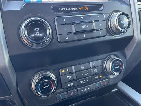 Used 2019 Ford F150 Raptor w/ Equipment Group 802A Luxury image 18