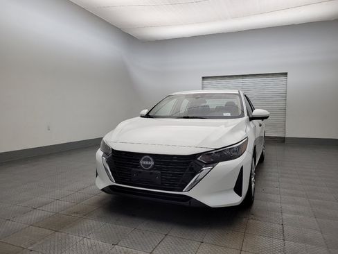 Used 2024 Nissan Sentra S image 15