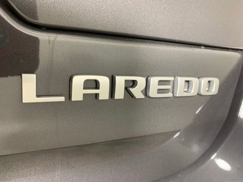 New 2025 Jeep Grand Cherokee Laredo image 10