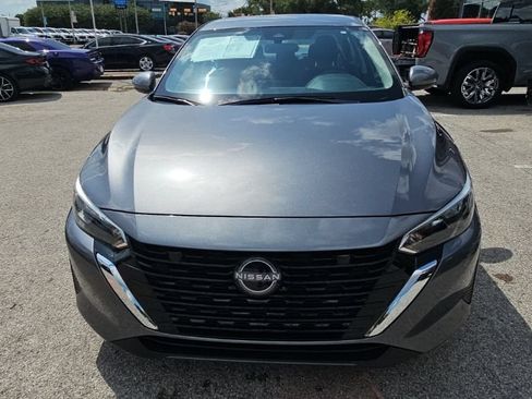 Used 2025 Nissan Sentra S FWD image 2
