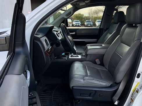 Used 2015 Toyota Tundra Limited image 10