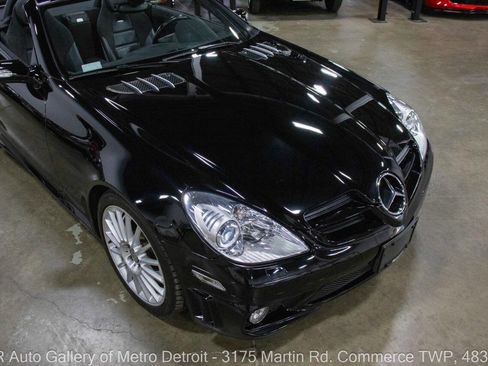 Used 2005 Mercedes-Benz SLK 55 AMG image 14