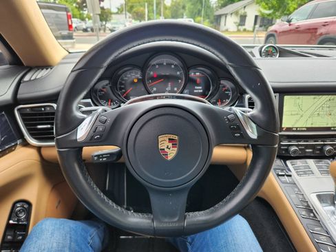 Used 2016 Porsche Panamera Edition RWD image 19
