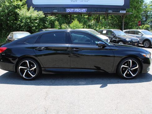 Used 2019 Honda Accord Sport image 6