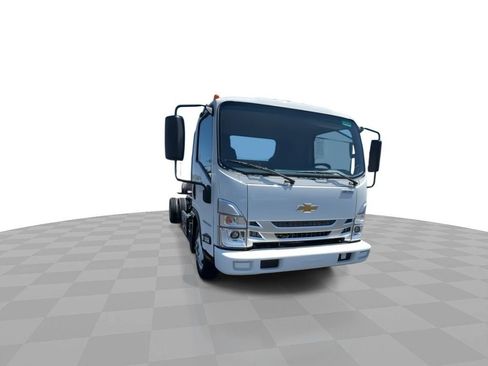 New 2024 Chevrolet Low Cab Forward 5500XD image 4