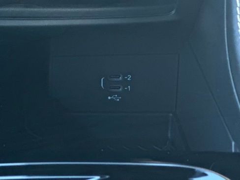 New 2026 Chrysler Pacifica Limited w/ S Appearance Package image 36