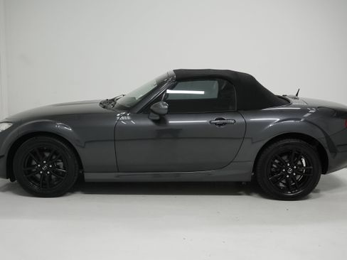 Used 2015 MAZDA MX-5 Miata Sport image 7