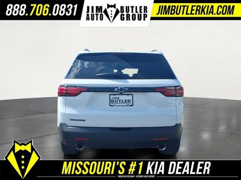 Used 2022 Chevrolet Traverse LS w/ Midnight/Sport Edition FWD image 24