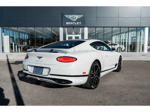 Used 2023 Bentley Continental GT V8 image 3