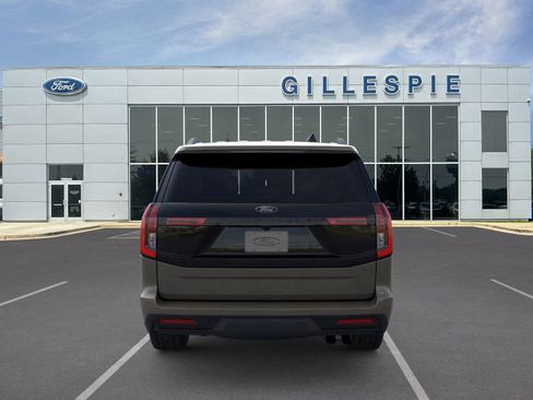 New 2026 Ford Expedition Tremor image 5