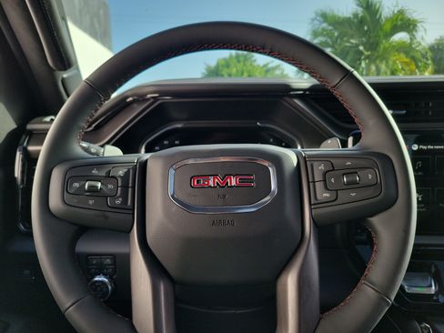 New 2026 GMC Sierra 1500 AT4X w/ LPO, Black Badging Package AWD/4WD image 24