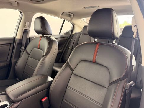 Used 2025 Nissan Sentra SR w/ SR Premium Package FWD image 13