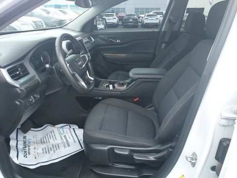 Used 2023 GMC Acadia SLE FWD image 13