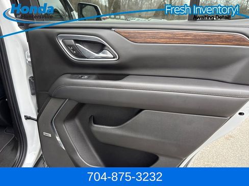 Used 2021 Chevrolet Tahoe High Country w/ Premium Package image 15