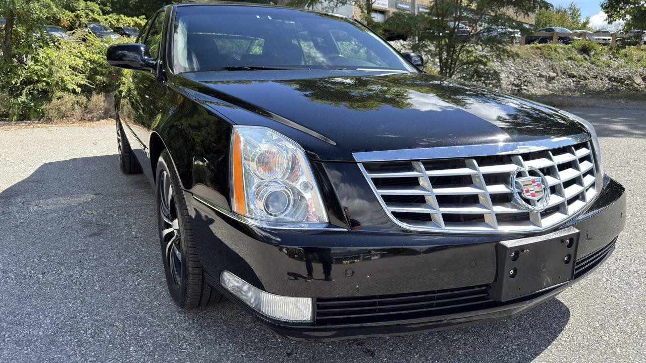 Used 2007 Cadillac DTS Performance FWD image 10