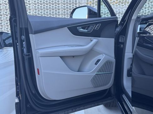 Used 2024 Audi Q7 3.0T Premium Plus image 20