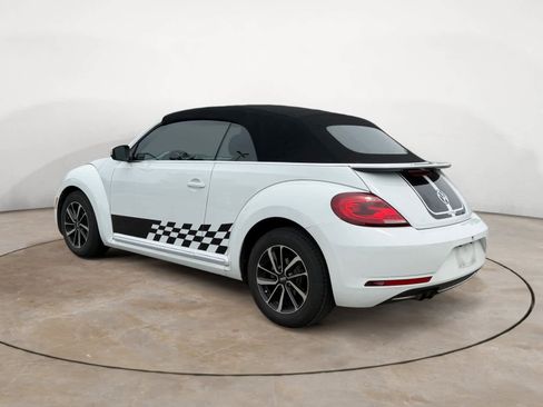 Used 2019 Volkswagen Beetle 2.0T S FWD image 10