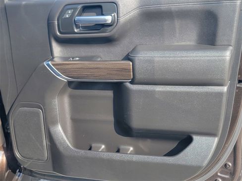 Used 2019 Chevrolet Silverado 1500 LT w/ All-Star Edition image 25