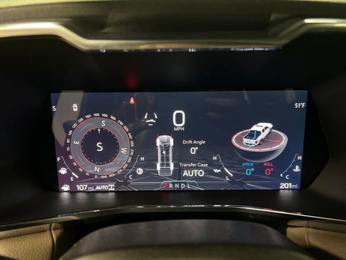 New 2026 GMC Canyon Denali AWD/4WD image 2