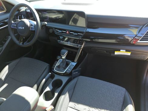 New 2026 Kia Seltos S image 11