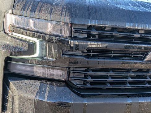 Used 2021 Chevrolet Silverado 1500 LT Trail Boss w/ Bed Protection Package image 9