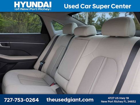 Used 2024 Hyundai Sonata SEL w/ Convenience Package FWD image 13