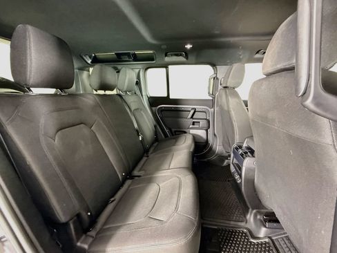 Used 2023 Land Rover Defender 110 AWD/4WD image 17
