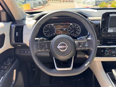 Certified 2022 Nissan Pathfinder SL w/ SL Premium Package image 16