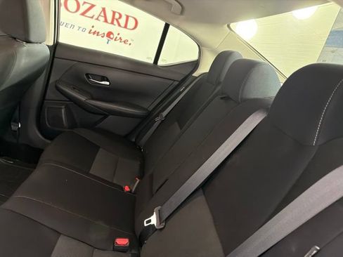 Used 2021 Nissan Sentra SV FWD image 13