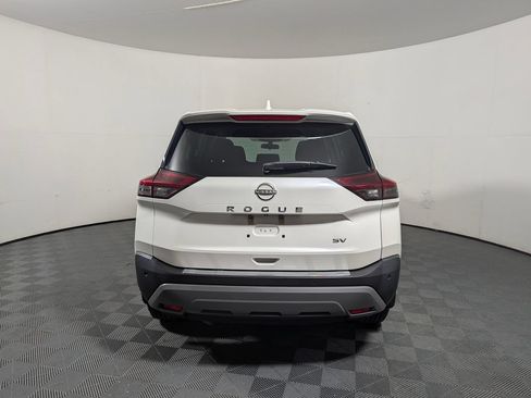 Used 2023 Nissan Rogue SV FWD image 6