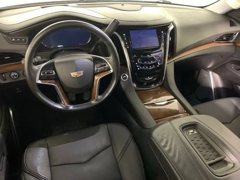 Used 2016 Cadillac Escalade ESV Premium AWD/4WD image 20