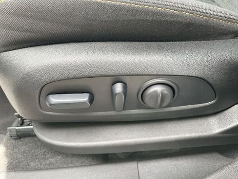 Used 2024 Chevrolet Equinox LT image 12