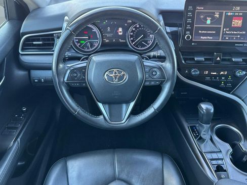 Used 2022 Toyota Camry XSE image 27