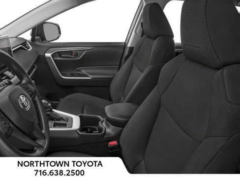 New 2025 Toyota RAV4 LE image 7