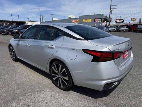 Used 2020 Nissan Altima 2.5 SR FWD image 5
