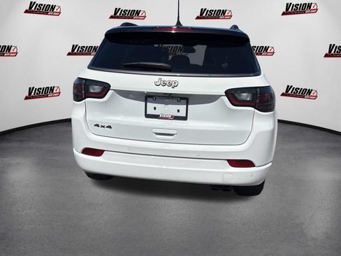 Used 2022 Jeep Compass High Altitude AWD/4WD image 6