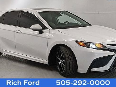 Used 2023 Toyota Camry SE w/ Audio Upgrade Package image 1
