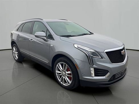 Certified 2024 Cadillac XT5 Sportv w/ Technology Package AWD/4WD image 7