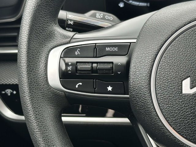 Used 2024 Kia Sportage LX AWD/4WD image 22